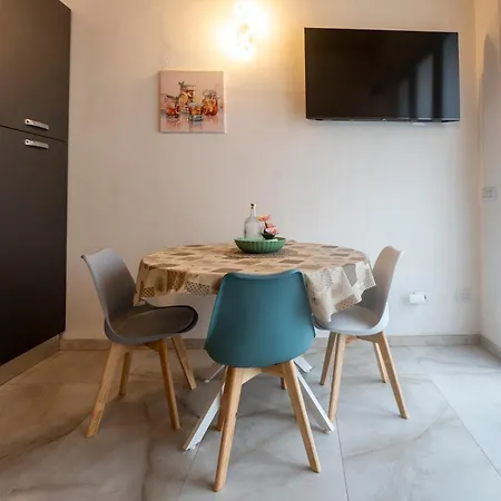350 - La Casa Del Levante 15 Min A Piedi E Mare Апартаменты